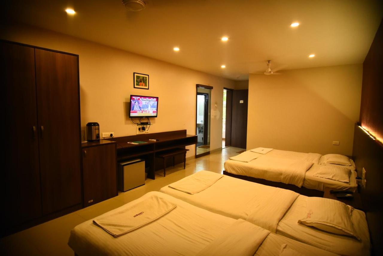 Hotel Campal Panaji Exterior photo