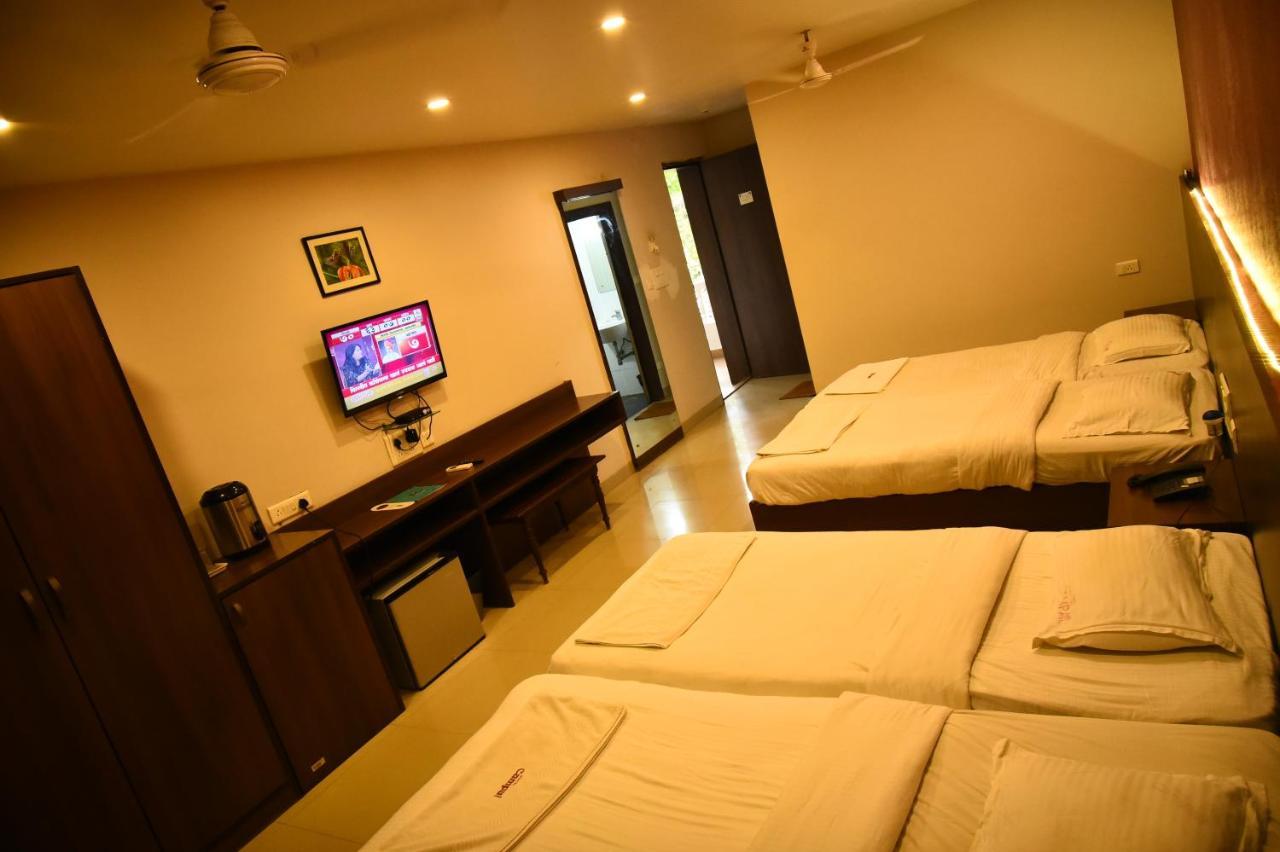 Hotel Campal Panaji Exterior photo